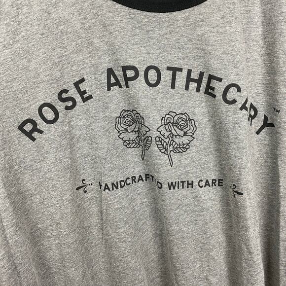 Torrid Gray Schitt’s Creek Rose Apothecary T-Shirt Sz.4 - Picture 10 of 14